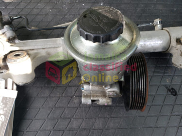 2014  FORTUNER POWER STEERING PUMP