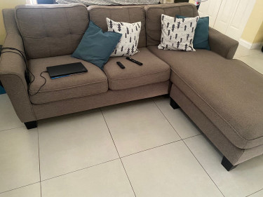 3 Seater Sectional 