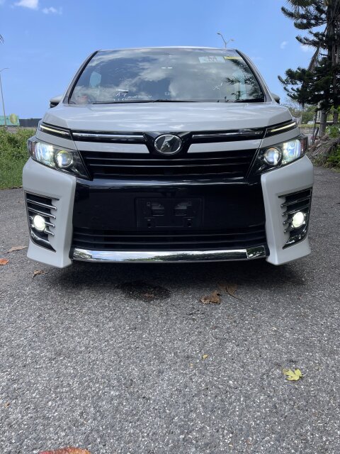 2015 Toyota VOXY ZS