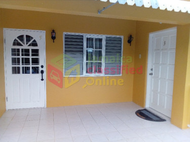 1 Bedroom Furnished Apartment in Coral Gardens