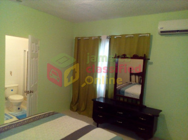 1 Bedroom Furnished Apartment in Coral Gardens