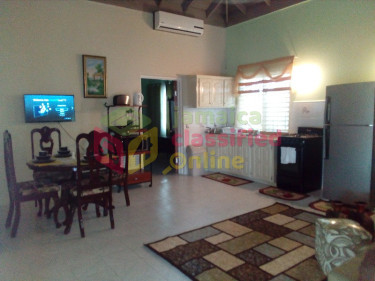 1 Bedroom Furnished Apartment in Coral Gardens