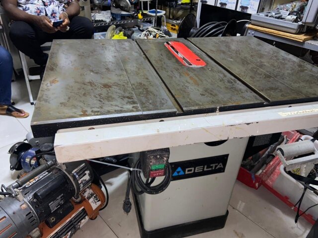 Heavy Duty Table Saw