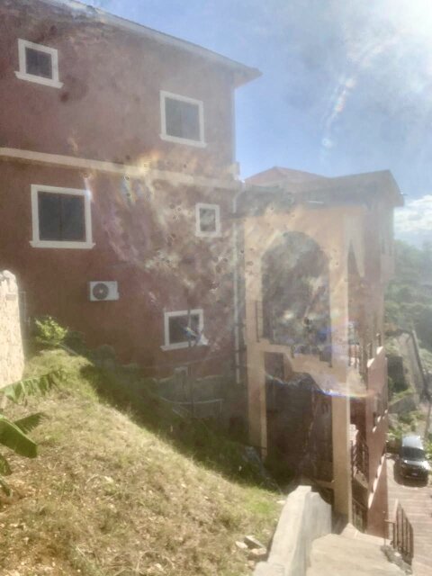2 Bedroom 2 Bathroom Apartment