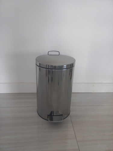 Stain-Less Steel Silver Brabantia Trash Can
