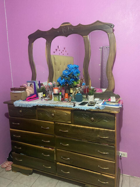 Tri-mirror King Sized Dresser