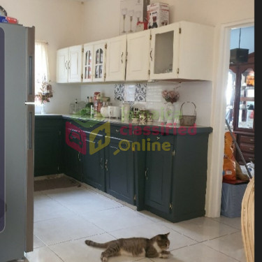 5 Bedroom 4 Bathroom On Hillview Terrace