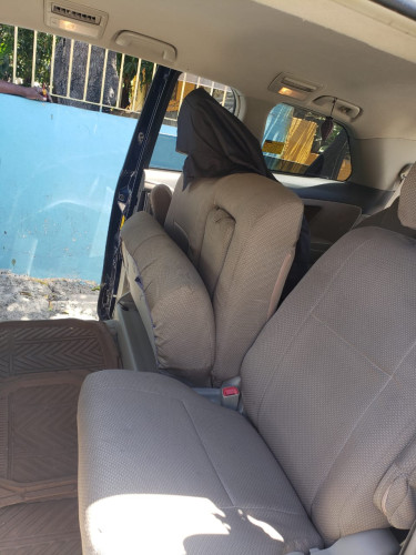 2012 Toyota Estima 