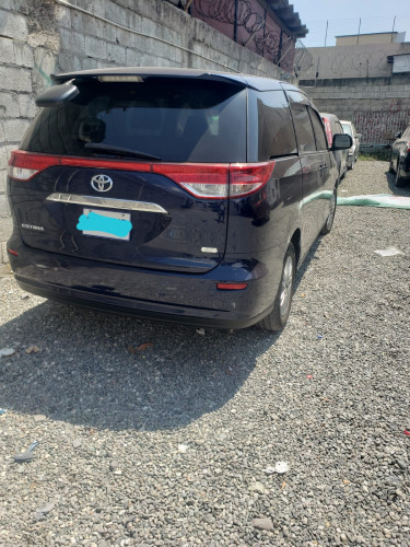 2012 Toyota Estima 