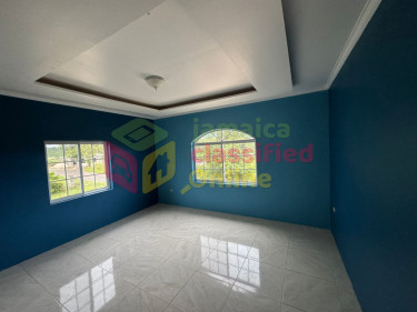 4 Bedroom Apartment