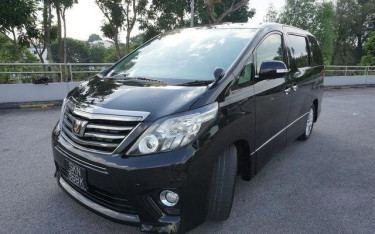 2014 Toyota Alphard 