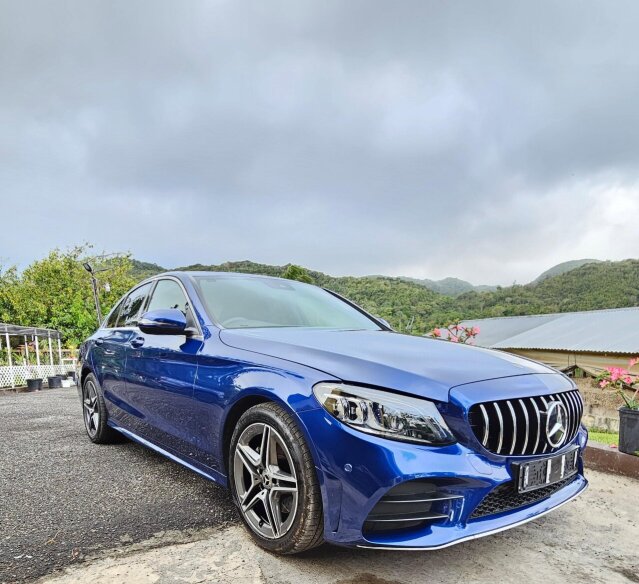 Mercedes Benz C200