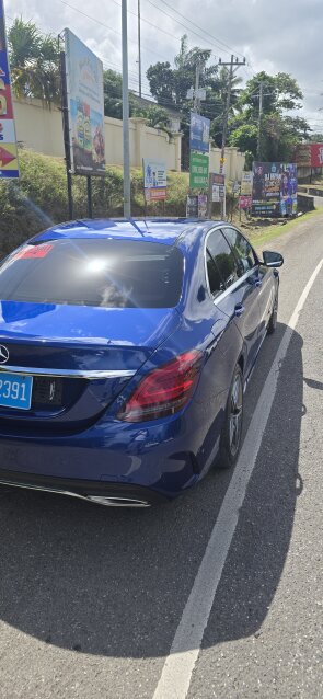 Mercedes Benz C200