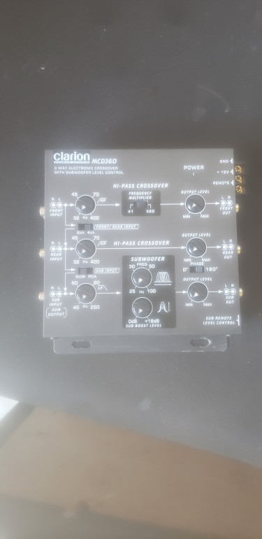 Clarion MCD360 3 WAY CROSSOVER WITH BASS CONTROL