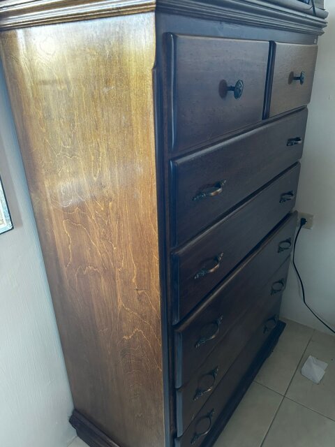 Dresser