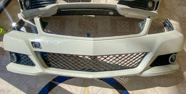 MERCEDES BENZ W204 C CLASS FRONT BUMPER