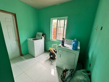 2 Bedroom 3 Bathroom House In St. Andrew