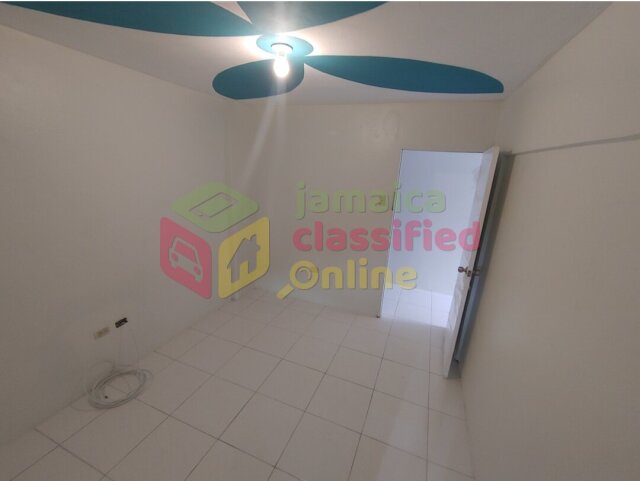 1 Bedroom Apartment Apartments Glendevon, Sunvalley Road