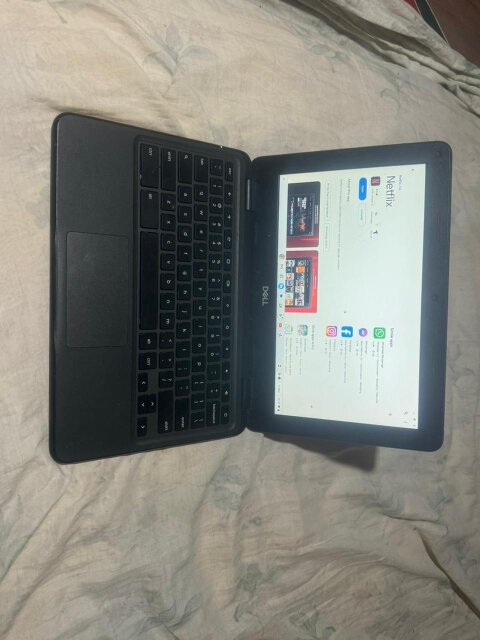 Dell Chrome Book Laptop