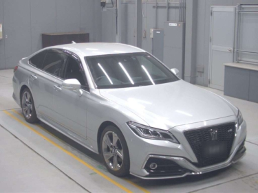 Toyota Crown RS Advance Package