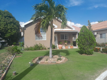 4 Bedrooms Caribbean Estates House For Sale