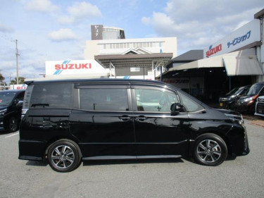 2018 Toyota Voxy ZS Kirameki