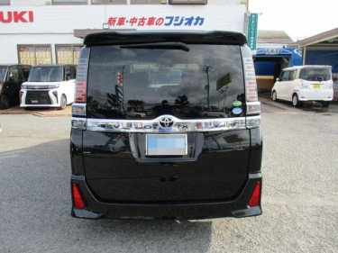 2018 Toyota Voxy ZS Kirameki