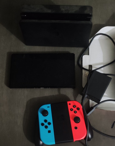 Nintendo Switch OLED 