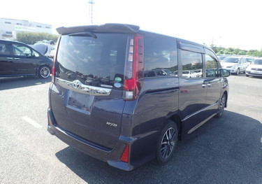 2016 TOYOTA NOAH