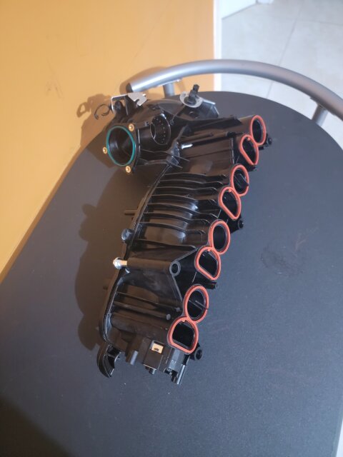 BMW 320D N47 Intake Manifold