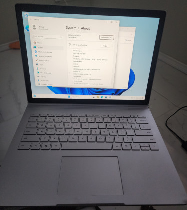 Microsoft Surface Book 2 I5 8GB 256GB Touch