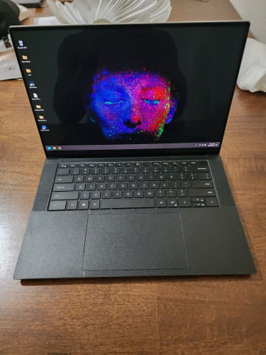 Dell XPS 15 9500 I7 32GB 1TB Windows 11 4K Laptop