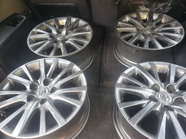 4 Car 5 Wide Lug 16inch Rims