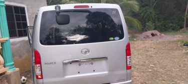 2019 Toyota Hiace 