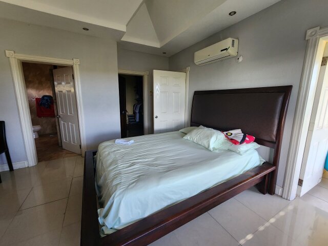 2 Bedroom Apartment For Sale Kgn. 6(1,410 Sqft)