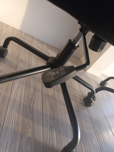 Desk Chairs