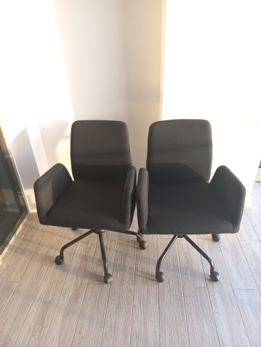 Desk Chairs