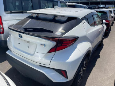 Toyota C-HR 2020 Hybrid Package