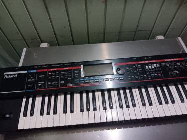 Roland Keyboard 