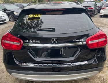 2015 MERCEDES BENZ GLA250