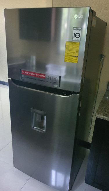 LG Refrigerator 