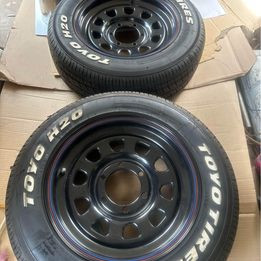 HIACE/CARAVAN 16” DAYTONA WHEEELS & TIRE SET