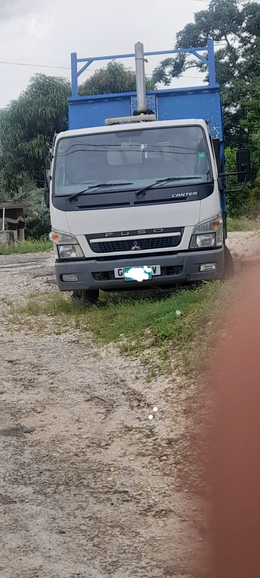 MITSUBISHI FUSO 