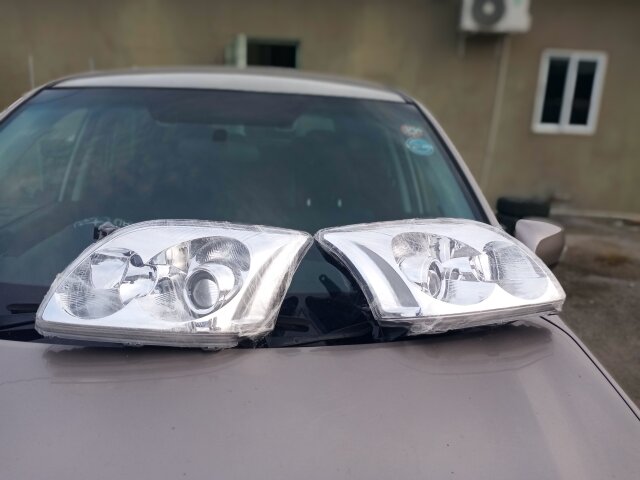 HEADLIGHT