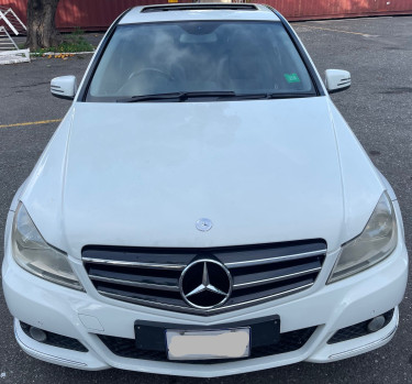 2012 MERCEDES BENZ C180