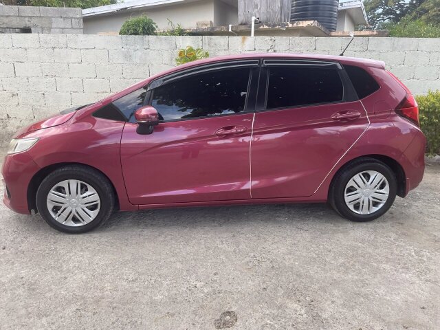 2018 Honda Fit  Price Negotiable