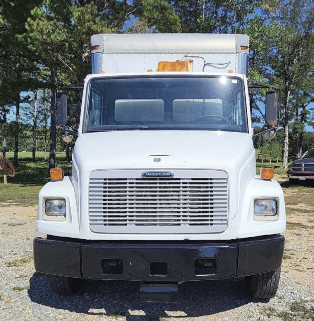 2001 Freightliner FL60 Box Truck