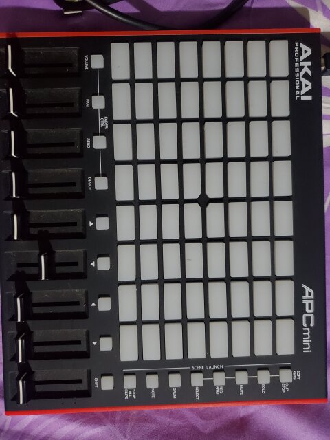 Akai Professional Note, Pad And Keys