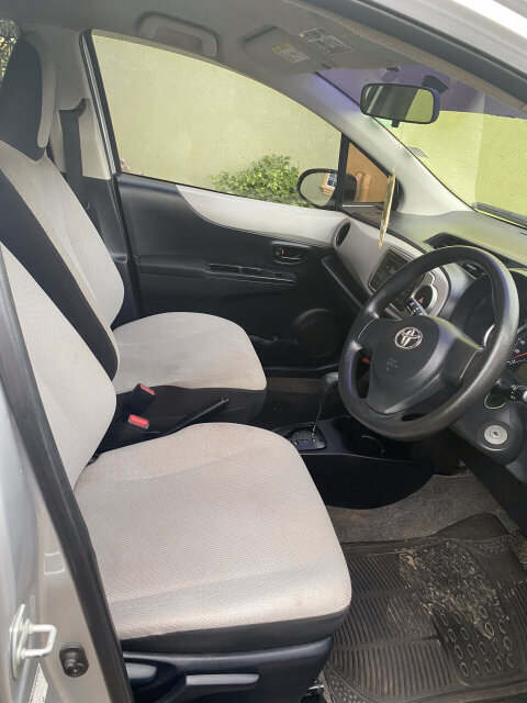 2013 Toyota Vitz 4 Cylinder