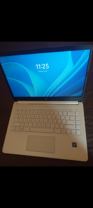 14 Inch HP Laptop 